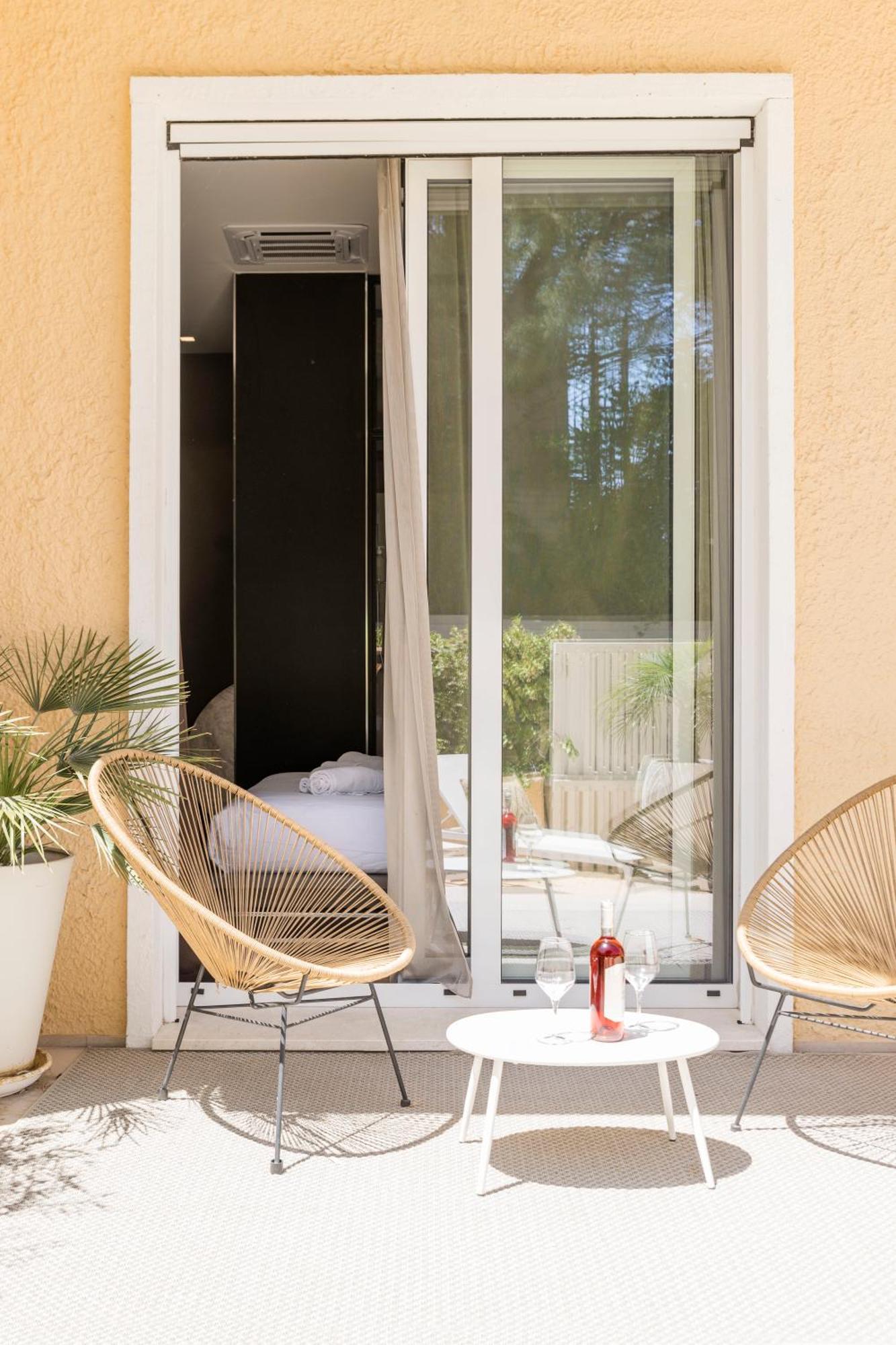 Le Palmette Suites Кальяри Экстерьер фото