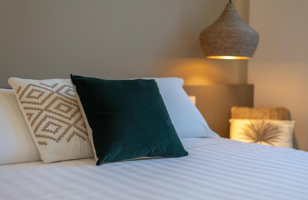 Le Palmette Suites Кальяри Экстерьер фото